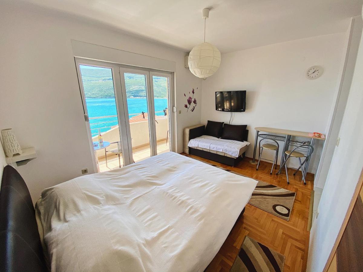 Apartments Bellevue - Otasevic Herceg Novi Exteriör bild